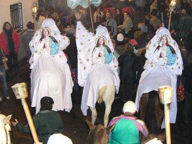 Patrimonio declara la fiesta de «La Encamisá» de Torrejoncillo como Bien de Interés Cultural
