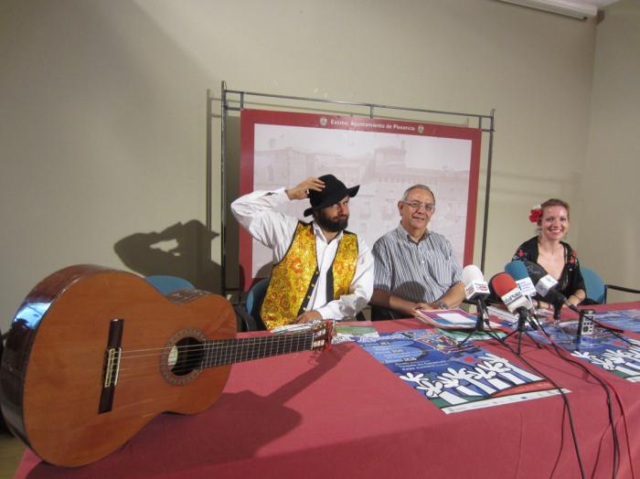 El XIX Festival Folk de Plasencia acogerá el Zirifolk con música y artes circenses callejeras