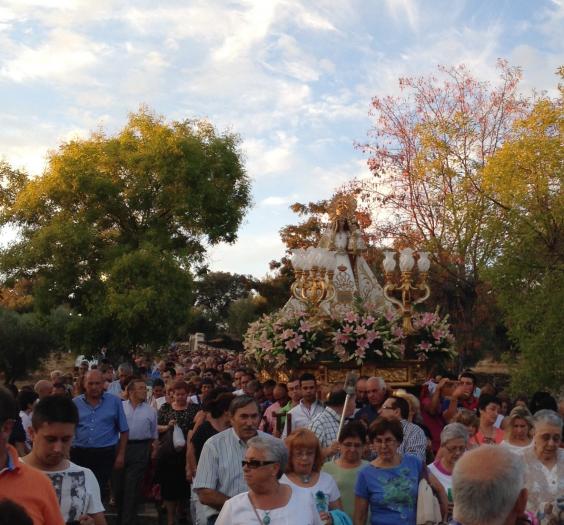 Cientos de personas se congregan en Valencia de Alcántara en los actos en honor de la patrona