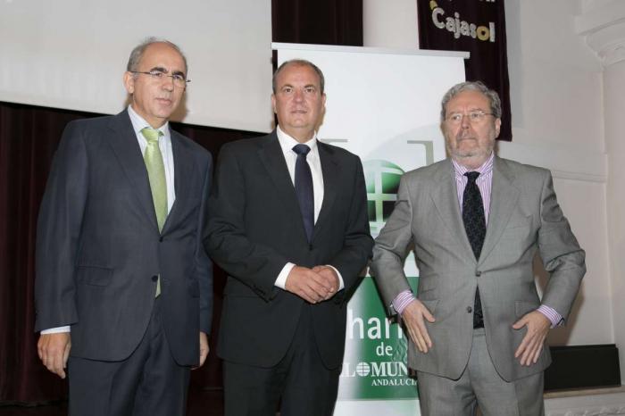 Monago asegura que se devolvería 1.045 millones de € a los andaluces si se aplicase la reforma fiscal