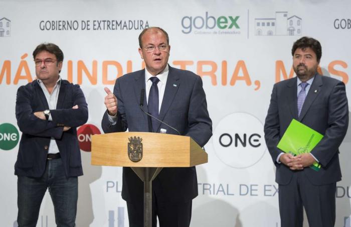 Monago anuncia la creación de 5.000 puestos de trabajo en 2015 mediante inversión pública en infraestructuras