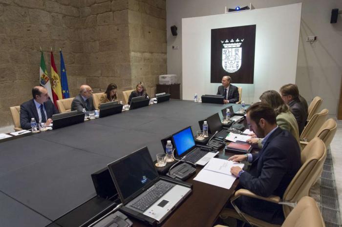 El Gobierno de Extremadura propone la aprobación de la primera Ley Antisoborno de España