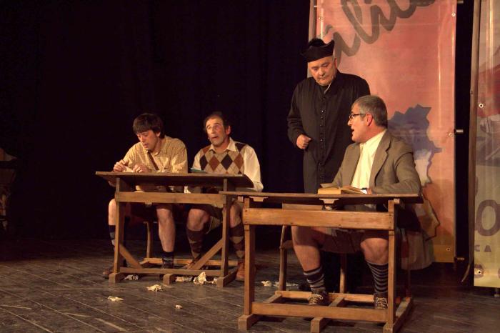 La Red de Teatros de Extremadura lleva este viernes a Coria «La Escuela de Don Ponciano»