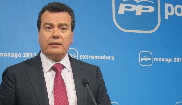 Cantero dice que las contrataciones investigadas tienen la «marca» del PSOE y pide la dimisión de Vara