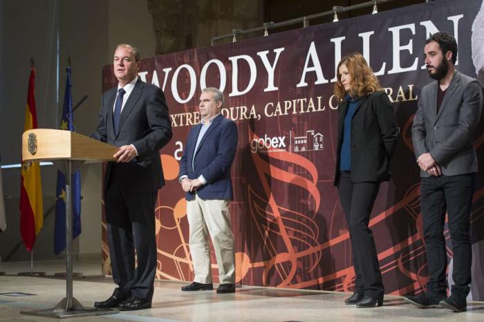 Monago anuncia que Woody Allen actuará el 30 de diciembre en Badajoz en un concierto institucional
