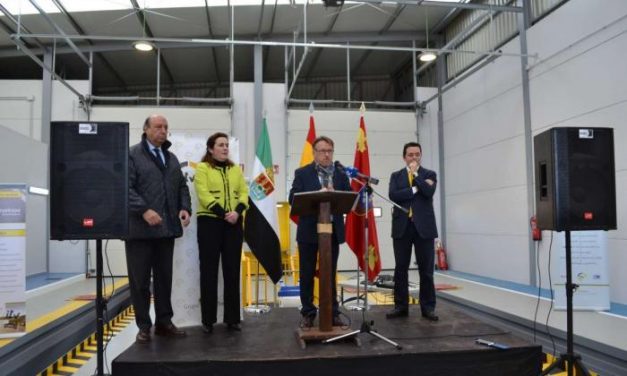 El consejero de Fomento inaugura la ITV de Logrosán que da servicio a 28.000 habitantes de 16 municipios