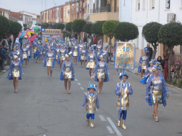 El grupo «Wanaby» se hace con el primer premio de 1.000 euros del desfile de Carnaval de Moraleja