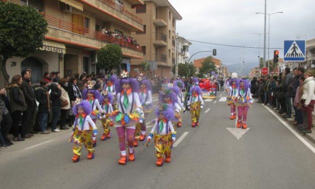 El grupo “Wanaby” se hace con el primer premio de 1.000 euros del desfile de Carnaval de Moraleja