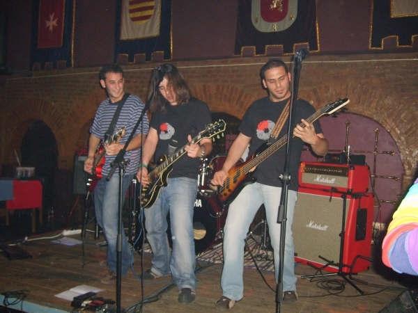 El grupo cauriense Amenoskuarto actuará dentro de los conciertos de Extremúsika 2008