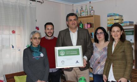 La Federación de Familiares de Personas con Alzheimer acredita a Coria como Ciudad Solidaria con el Alzheimer