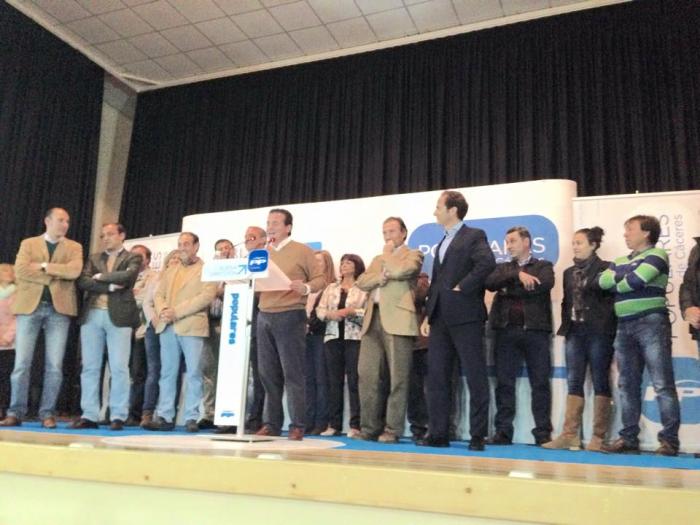 Monago acompaña a los candidatos a la alcaldía de los ayuntamientos de la comarca de Sierra de Gata