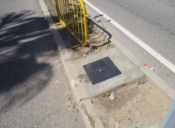 El Ayuntamiento de Moraleja realiza labores de mejora en el sistema de riego de la avenida de Lusitania