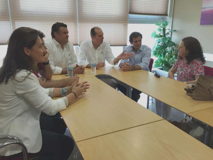 Hernández Carrón destaca la vuelta a la normalidad del servicio de oncología del Hospital de Coria