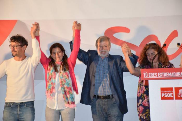 Ibarra acusa al PP de «abrir una brecha en toda la región» entre el mundo rural y el mundo urbano
