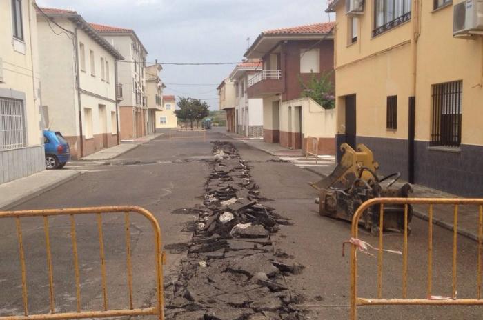 El Ayuntamiento de Moraleja destina más de 156.500 euros en mejorar la pavimentación en varias vías