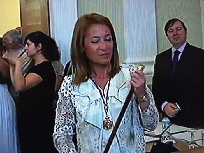 Elena Nevado es reelegida como alcaldesa de Cáceres tras la abstención de Ciudadanos y Cáceres Tú