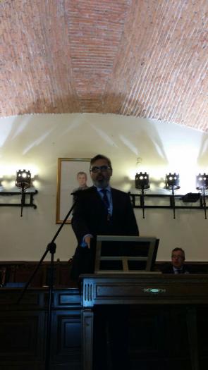 Fernando Pizarro es nombrado alcalde de Plasencia con el voto de los concejales de su grupo