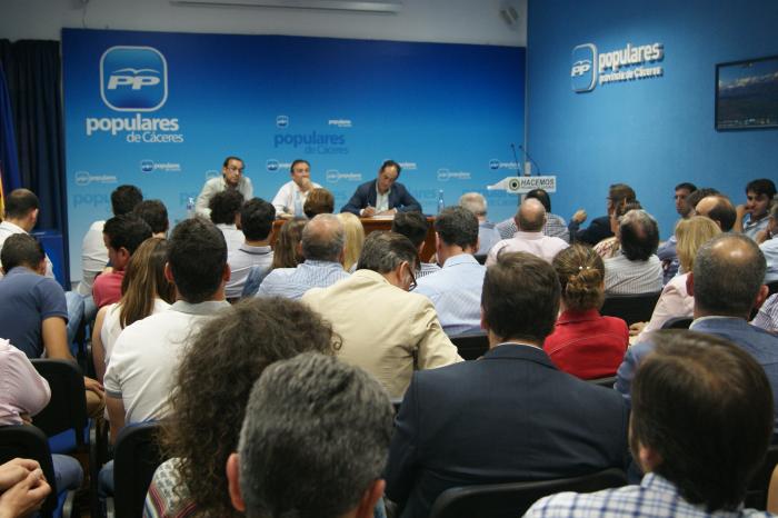 Los populares Ballestero y Pizarro representarán a la oposición en Diputación Provincial de Cáceres