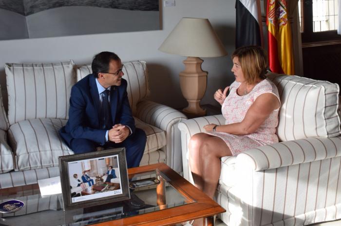 Las Diputaciones de Cáceres y Badajoz se coordinan para prestar sus   servicios en igualdad de condiciones