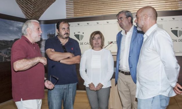 Diputación anima al colectivo Somos Sierra de Gata a seguir trabajando por el desarrollo