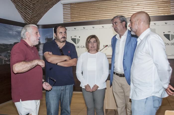 Diputación anima al colectivo Somos Sierra de Gata a seguir trabajando por el desarrollo