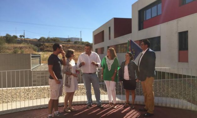 El alcalde de Coria agradece al Gobierno regional la labor llevada a cabo en materia de educación en la ciudad
