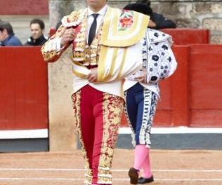 El diestro extremeño Miguel Ángel Perera recibe el alta después de la cornada que sufrió en Salamanca