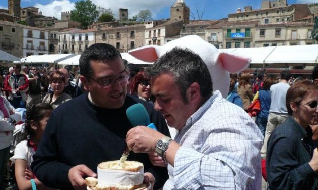 Más de 300 variedades de queso de España y Portugal se podrán degustar en la Feria del Queso de Trujillo
