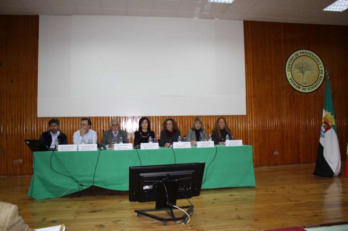 Extremadura estudia recurrir el Decreto que regula la evaluación externa de Sexto de Primaria