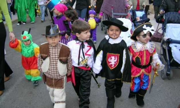 Moraleja dará la bienvenida al Carnaval este viernes con los desfiles de disfraces de centros educativos