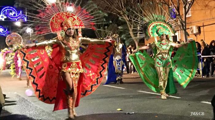Los disfraces «Tecnotilán», «Flay», «La Reina de los cisnes» y «Tailandesas» ganan los desfiles de Coria