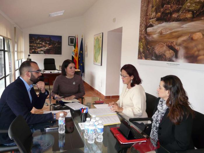 Extremadura avanza en el refuerzo de sus relaciones culturales, económicas y sociales con Costa Rica