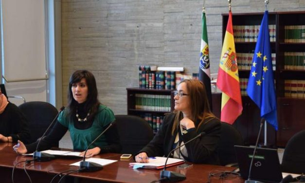 La Red de Teatros de Extremadura amplía la oferta teatral con la incorporación de nuevos ayuntamientos