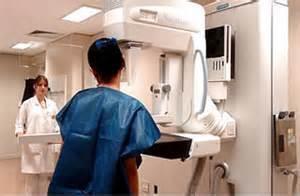 Casi 7.000 extremeñas se someterán a mamografías en marzo con el Programa de Detección de Cáncer