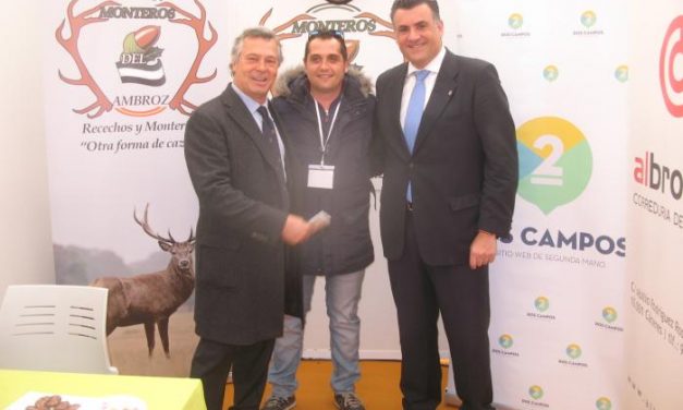 La III Feria Internacional del Toro de Coria abre sus puertas con más de medio centenar de expositores