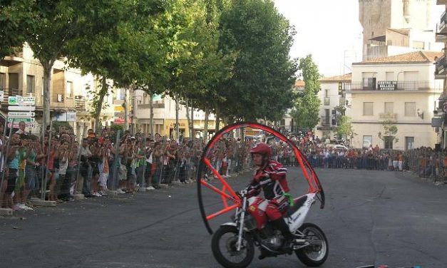 Un total de 350 aficionados a las motos han participado este fin de semana en una concentración en Coria
