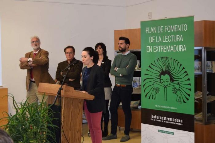 Junta y diputaciones presentan el programa para conmemorar el Centenario de la muerte de Cervantes