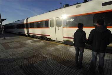 RENFE ampliará con 900 plazas adicionales la línea Madrid-Extremadura durante el puente de mayo