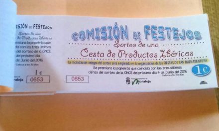 La Comisión de Festejos de Moraleja recauda fondos para San Buenaventura con una venta de papeletas