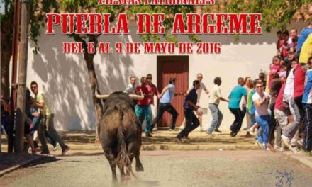 Puebla de Argeme dará comienzo este viernes a sus fiestas patronales con la tradicional tirada de cohetes