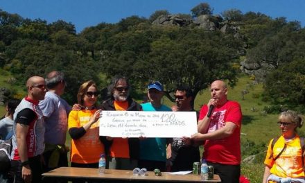 El Cross Popular Camino del Puerto de Plasencia recauda más de 1.200 euros para la Asociación de Alzehimer