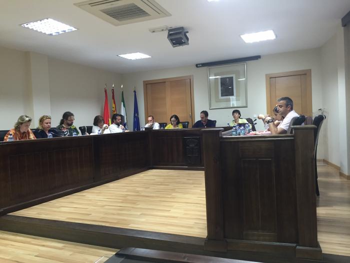El Ayuntamiento de Moraleja insta a las Administraciones Públicas a proteger al sector de la pesca
