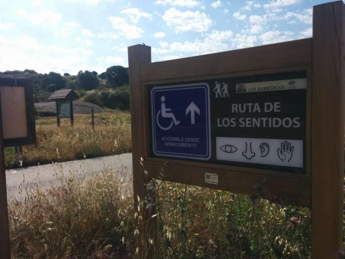 El Monumento Natural de Los Barruecos estrena nueva ruta accesible para personas discapacitadas