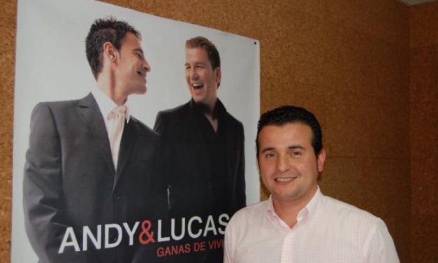 El dúo gaditano Andy & Lucas actuará el próximo 5 de julio en concierto en el polideportivo de Moraleja