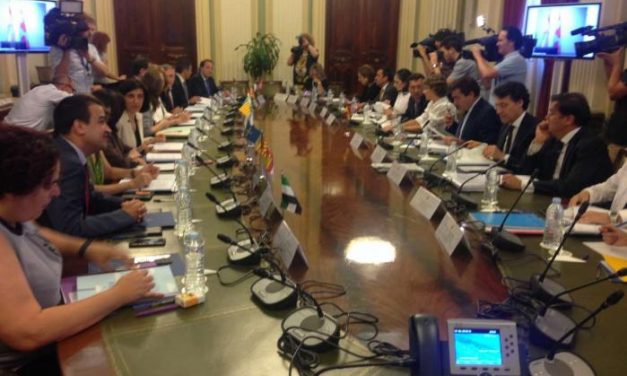 Extremadura propone al Ministerio la creación de grupos de trabajo para reformar la PAC