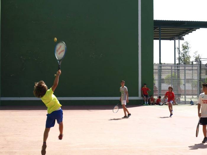 La Concejalía de Deportes de Moraleja ha abierto el plazo de inscripción para el IV Torneo de Frontenis