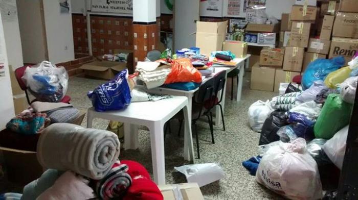 El sindicato CNT instala puntos de recogidas de ayudas en Plasencia para refugiados sirios