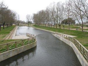 La piscina natural y el Parque Fluvial de Moraleja se convierten en los principales atractivos del verano