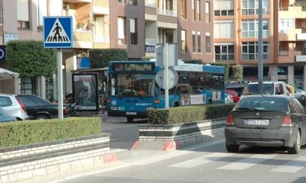 Los usuarios del autobús urbano suben un 6,7% en agosto en Extremadura hasta los 633.000