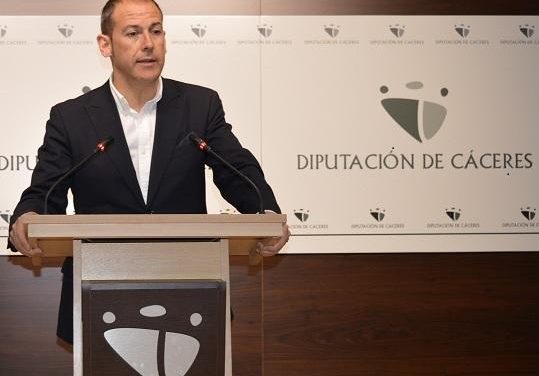 El PP denuncia que la Diputación gaste 12.000 € en un viaje con alcaldes  y ediles del PSOE de Sierra de Gata